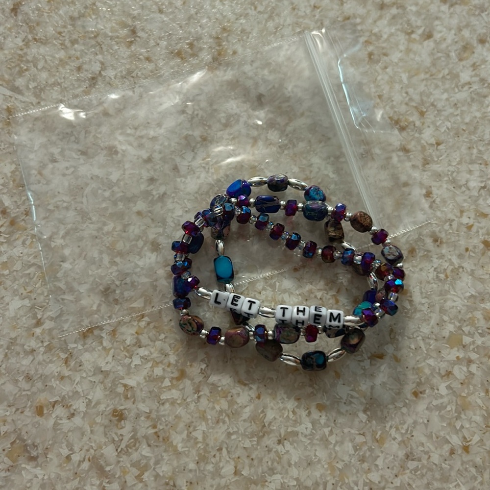 Let them bracelets